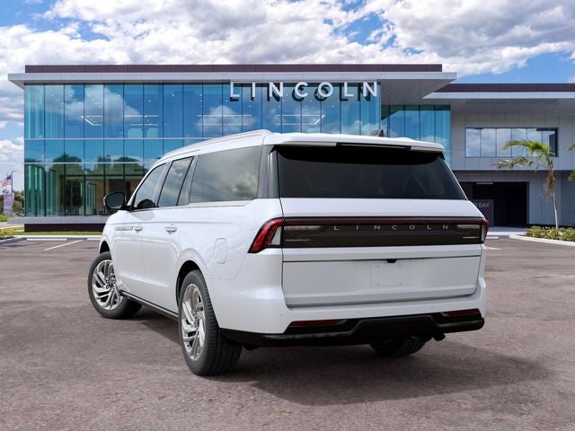 2027 Lincoln Navigator L Reserve