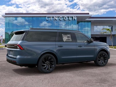 2027 Lincoln Navigator L Reserve
