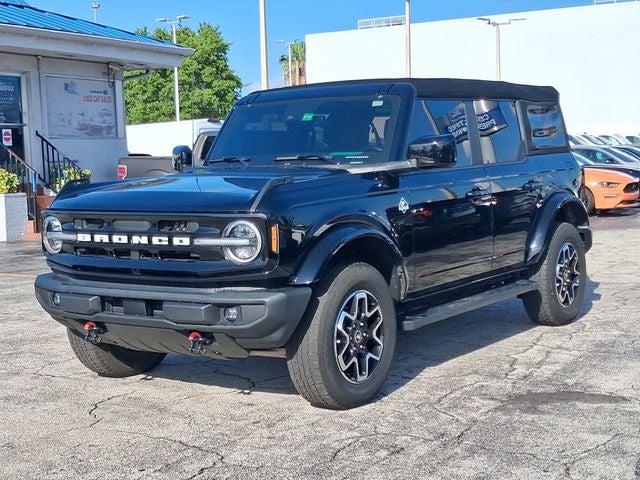 2023 Ford Bronco Outer Banks