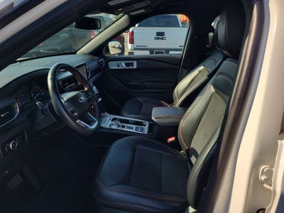 2023 Ford Explorer ST-Line