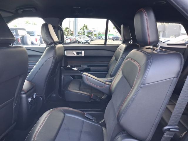 2024 Ford Explorer ST-Line