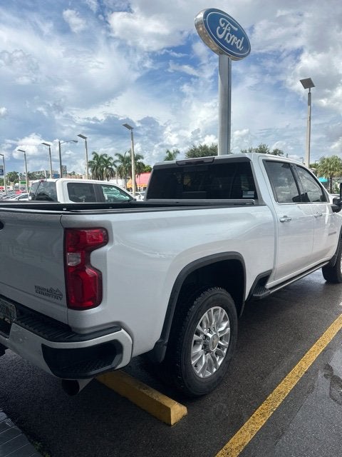 2022 Chevrolet Silverado 3500HD High Country