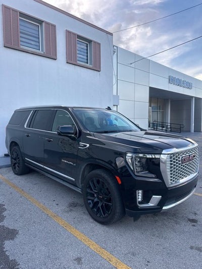 2022 GMC Yukon XL Denali