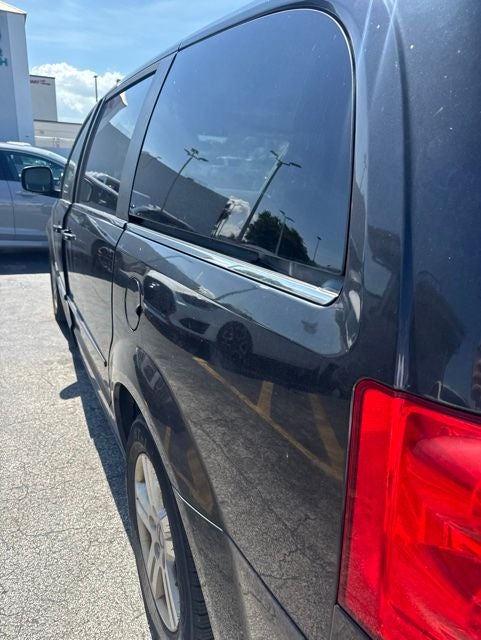2012 Dodge Grand Caravan Crew