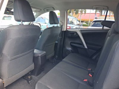 2017 Toyota RAV4 LE