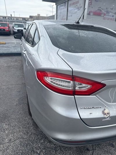 2013 Ford Fusion SE