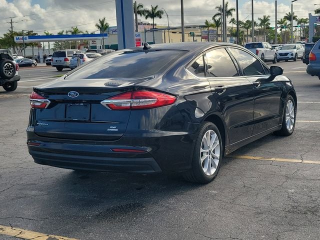 2020 Ford Fusion Hybrid SE