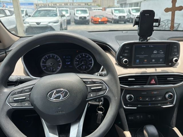 2020 Hyundai Santa Fe SE