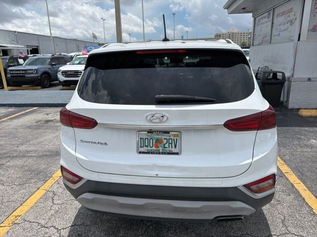 2020 Hyundai Santa Fe SE