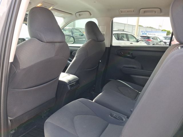 2021 Toyota Highlander L