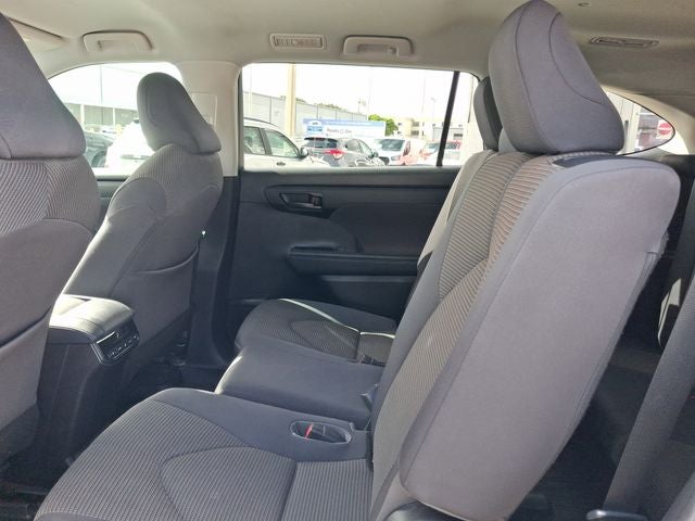 2021 Toyota Highlander L