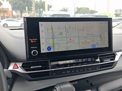 2025 Toyota Sienna XLE 8 Passenger