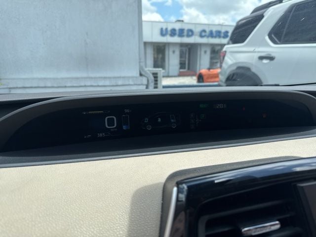 2016 Toyota Prius Three