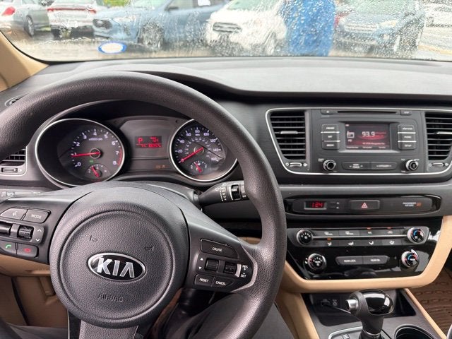 2015 Kia Sedona LX