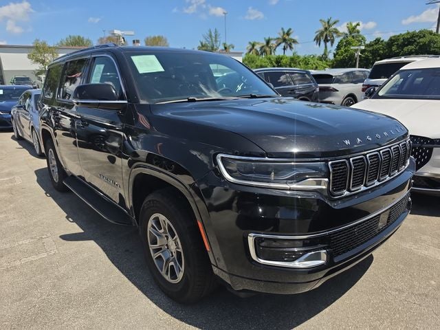 2023 Jeep Wagoneer Base