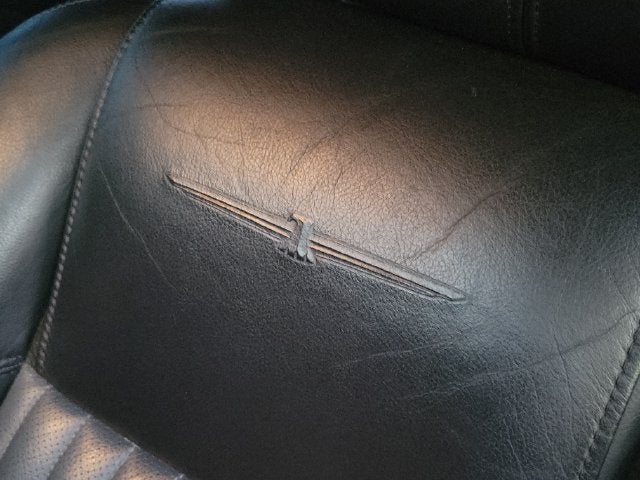2005 Ford Thunderbird Base