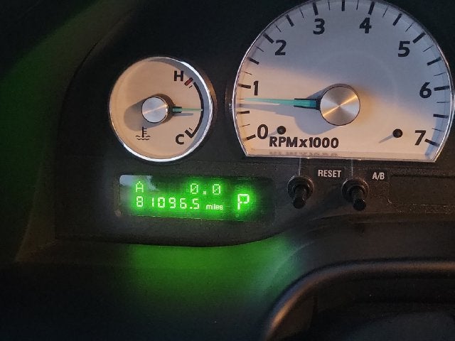 2005 Ford Thunderbird Base
