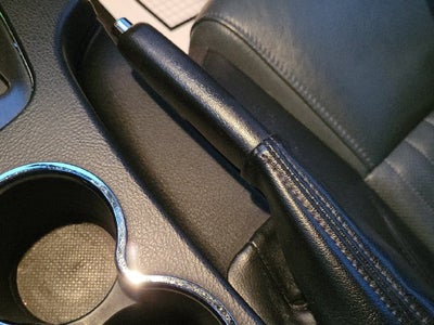 2005 Ford Thunderbird Base