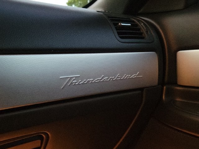 2005 Ford Thunderbird Base