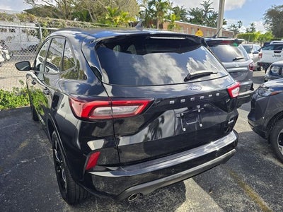 2023 Ford Escape ST-Line Elite