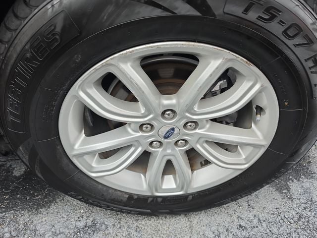 2021 Ford Explorer Base