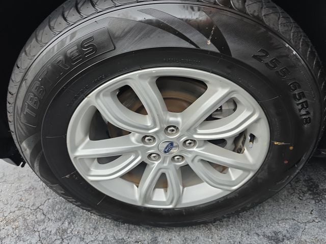 2021 Ford Explorer Base