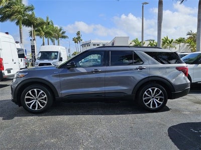 2022 Ford Explorer ST-Line