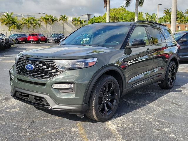 2023 Ford Explorer ST-Line