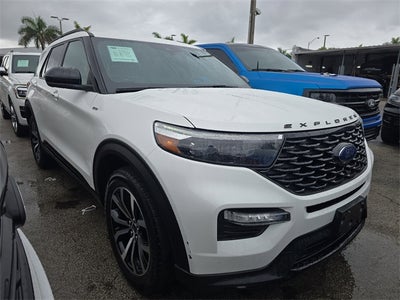 2023 Ford Explorer ST-Line