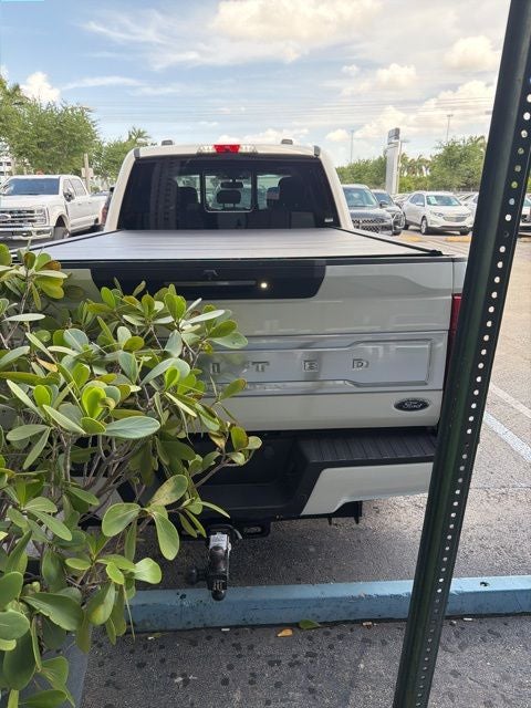 2022 Ford F-350SD Limited