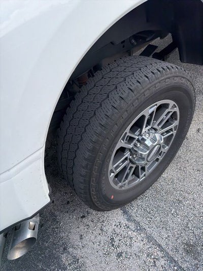 2022 Ford F-350SD Limited