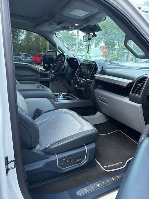 2022 Ford F-350SD Limited