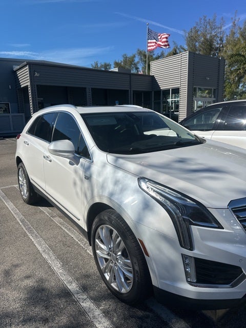 2017 Cadillac XT5 Premium Luxury