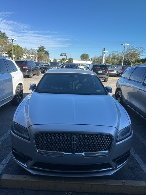 2017 Lincoln Continental Select