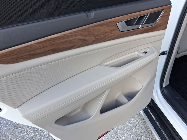 2026 Volkswagen Atlas SE w/Technology