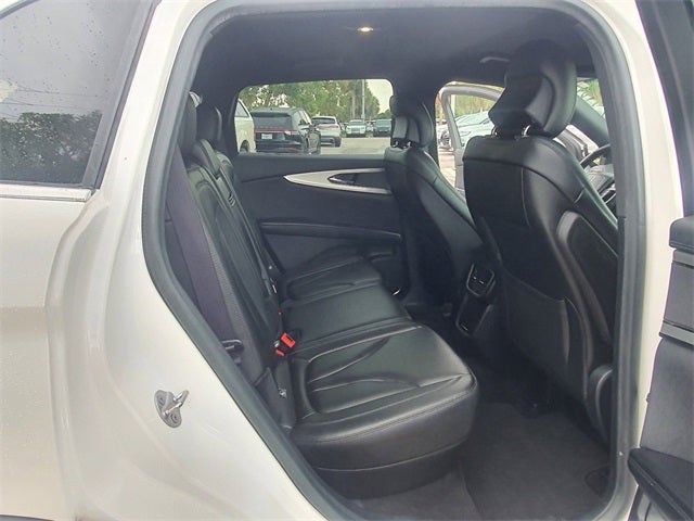 2019 Lincoln Nautilus Standard