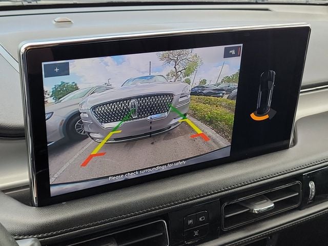 2022 Lincoln Nautilus Standard