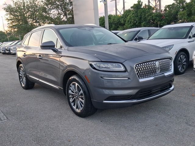 2022 Lincoln Nautilus Standard