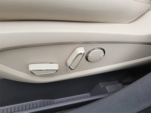 2020 Lincoln Nautilus Standard