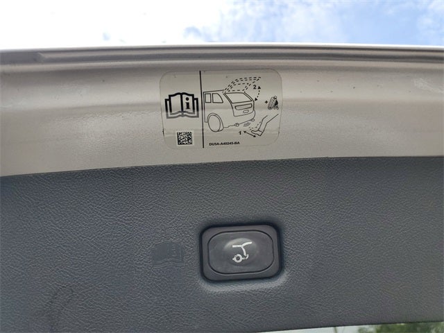 2019 Lincoln Nautilus Select