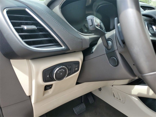 2019 Lincoln Nautilus Select