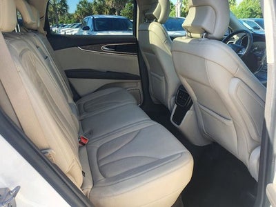 2019 Lincoln Nautilus Select