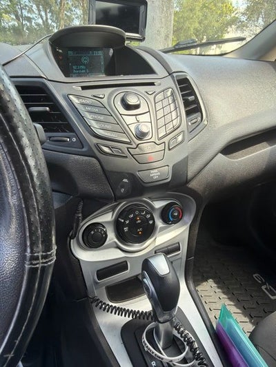 2014 Ford Fiesta SE