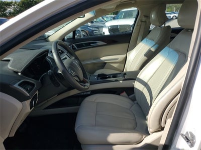 2016 Lincoln MKZ Base