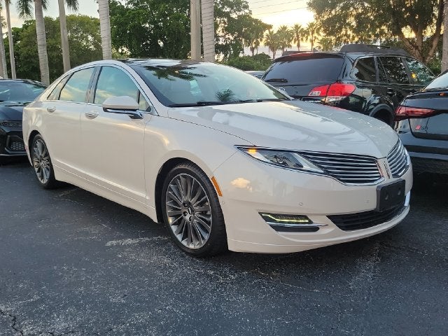 2014 Lincoln MKZ Base