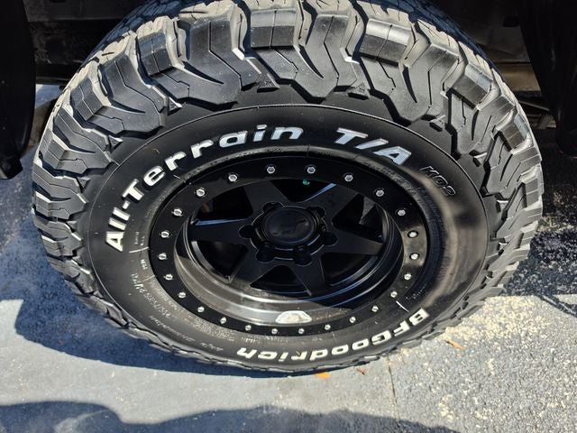 2022 Toyota Tacoma SR V6