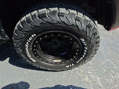 2022 Toyota Tacoma SR V6