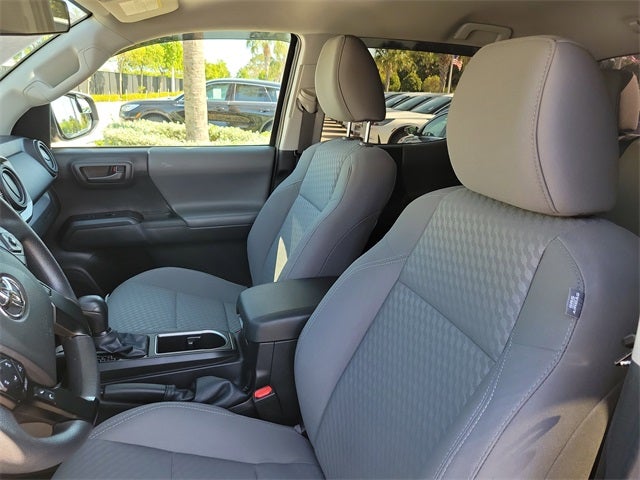 2022 Toyota Tacoma SR V6