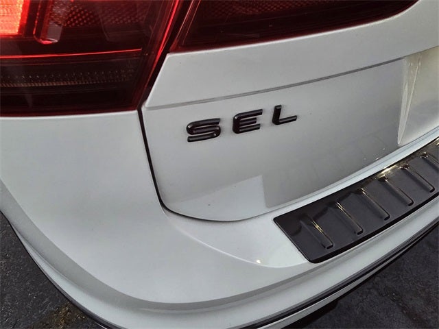 2023 Volkswagen Tiguan 2.0T SEL R-Line