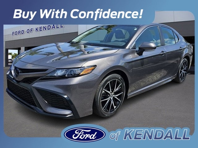 2022 Toyota Camry SE